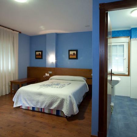 Hotel Terranova Oza de los Ríos Exteriör bild